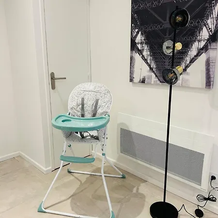Loft Rosalie - Le Meridien #parking #lave-linge #clim #netflix Apartment Charbonnieres-les-Bains